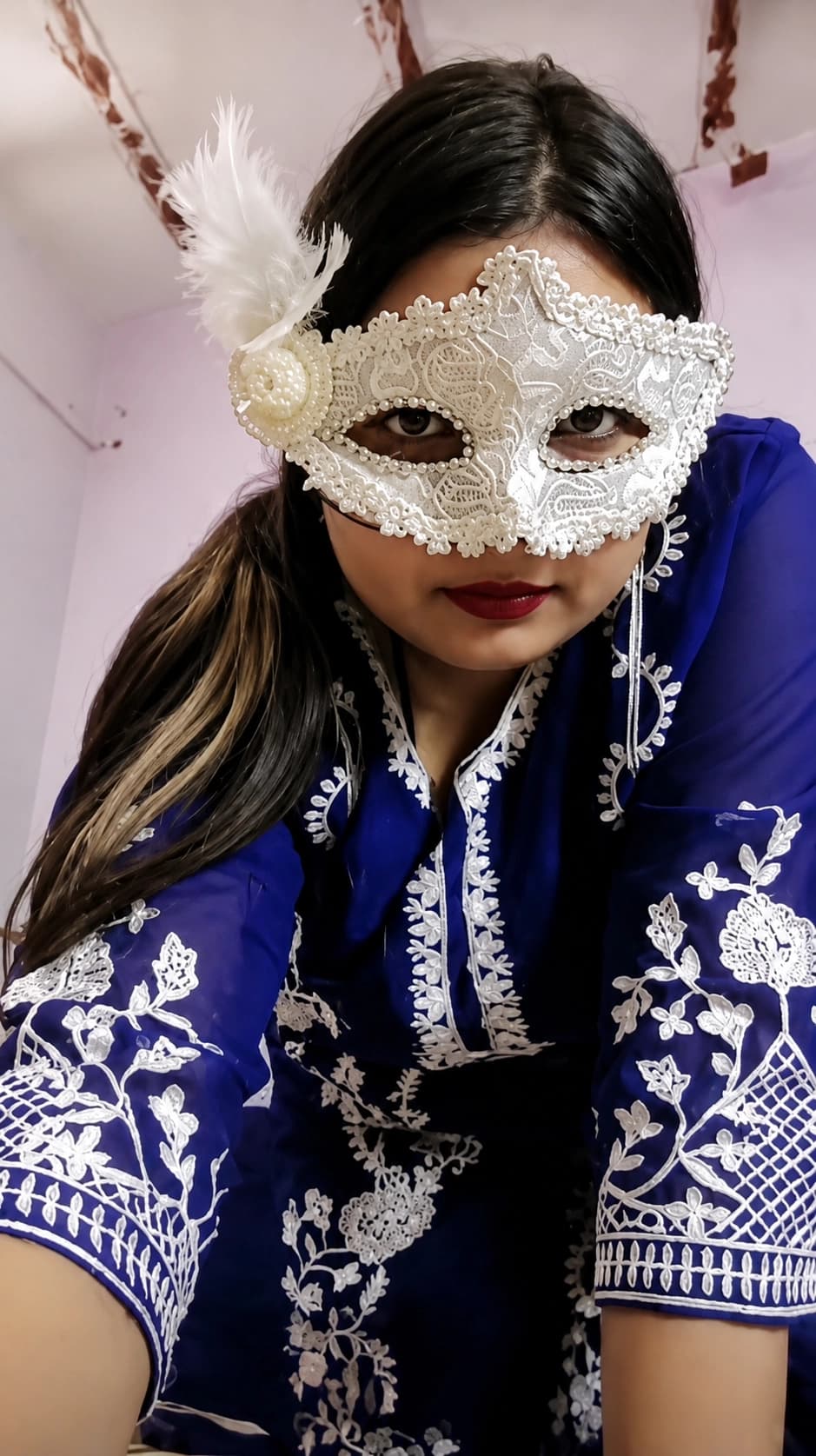 Featured image for This Desi Bhabhi Goes Fully Nude on Tango Show and Gets Her Tight Pussy Fucked Hard Live