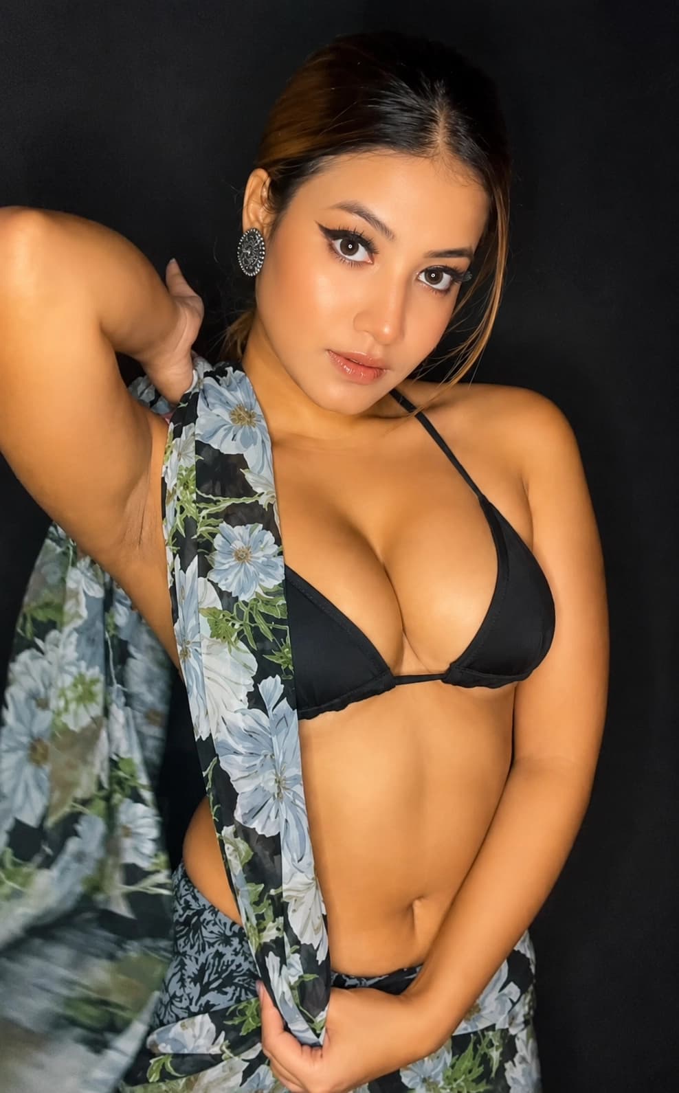 Featured image for Hot Demanding Insta Influencer Bristi Samaddar Totally Topless in Her Leaked Teasing Video